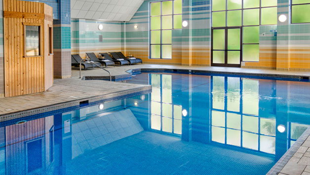 Spa Day at QHotels Stratford Manor Hotel with 30 Minute Treatment for Two - Midweek picture