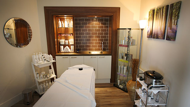 Spa Day with a 50 Minute Express Radiance Facial for Two at Crowne Plaza Reading East picture