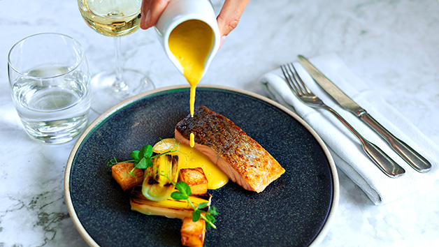 Four Course Lunch Aboard a Bustronome London Gourmet Bus Tour for Two picture