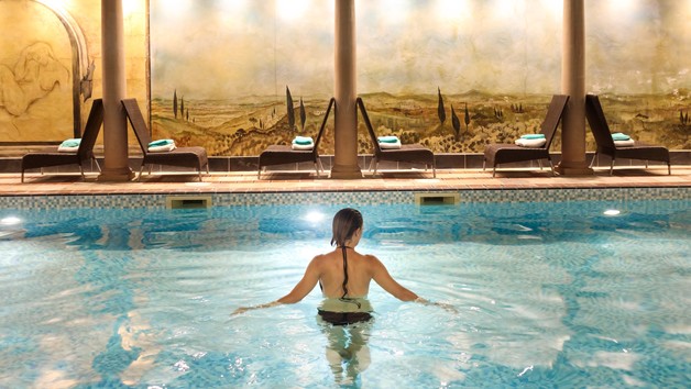 Pamper Treat with 40 Minute Treatment and Afternoon Tea for One at Rowhill Grange picture
