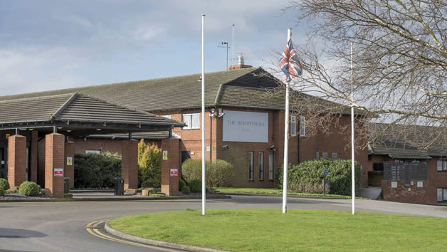 One Night Stay for Two with Breakfast at Holiday Inn South Normanton picture