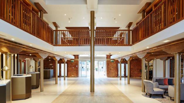 Weekend One-Night Manchester Stay for Two with Welcome Drink at the Marriott Victoria & Albert Hotel picture