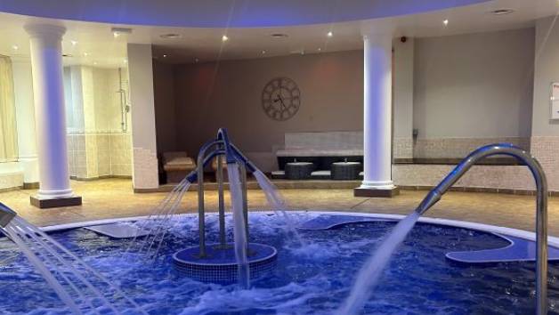 Overnight Weekend Spa Break with 50 Minute Treatment, Lunch and Dinner at Whittlebury Park for Two picture