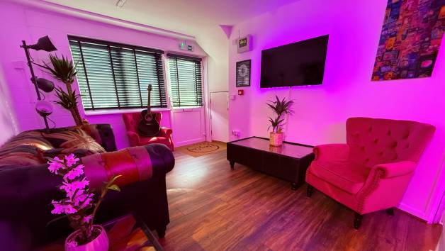 Feel like a Pop or Rock Star Full Day Studio Experience for Two Adults and Two Children picture