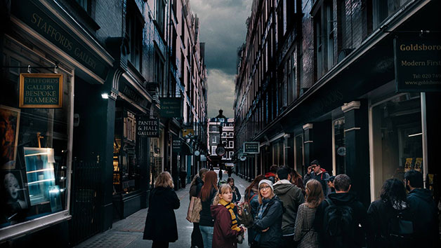 Harry Potter Guided Walking Tour for Two Adults and Two Children picture