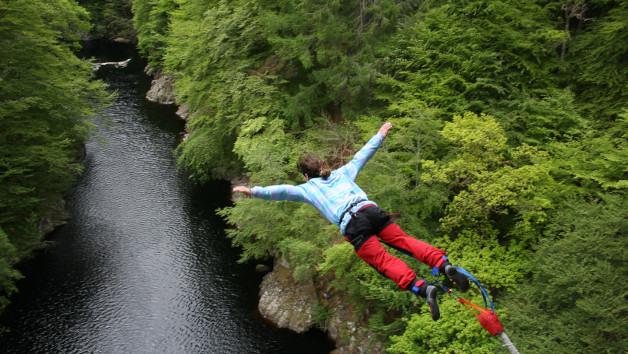 Bungee Jumping in Scotland for One picture
