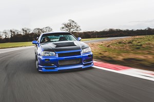 Supra Vs Skyline Driving Thrill for One with Drift Limits Image 4