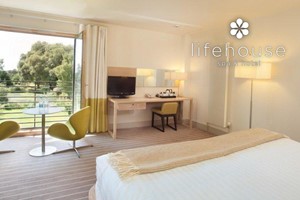 Two Night Stay for Two at Lifehouse Spa and Hotel picture