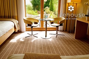 Overnight Spa Escape for Two at Lifehouse Spa and Hotel picture