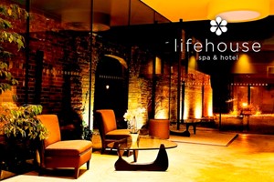 Evening Spa Chillout with Prosecco for One at Lifehouse Spa and Hotel picture