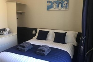 Two Night Getaway for Two at The Prince in Norfolk picture