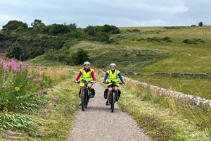 Peak District Taster eBike Tour for Two Image 1