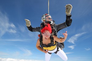 13000ft Tandem Skydive in Beccles picture