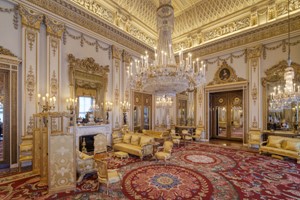 Buckingham Palace State Rooms and Traditional Afternoon Tea for Two at The Georgian at Harrods Image 4