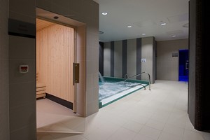 Twilight Pampering Experience with 40 Minute Treatment for One at Abbey Spa, London Image 2