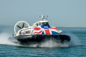 Hovercraft Adventure for Two on the Isle of Wight Image 1