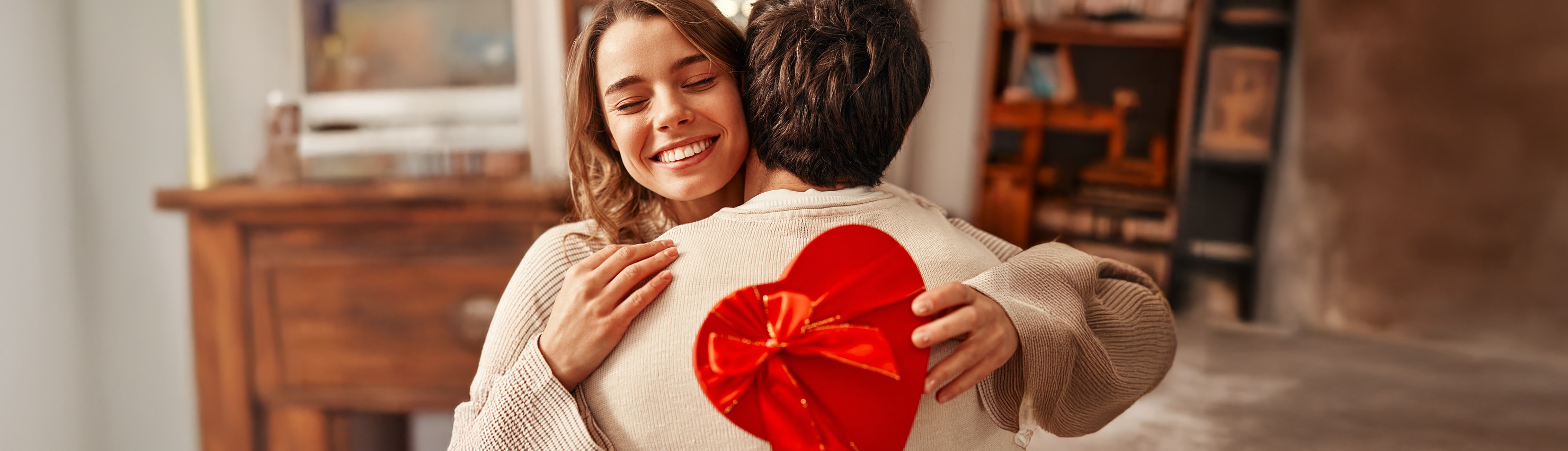 15 Fail Proof Valentines Gifts For Your Wife