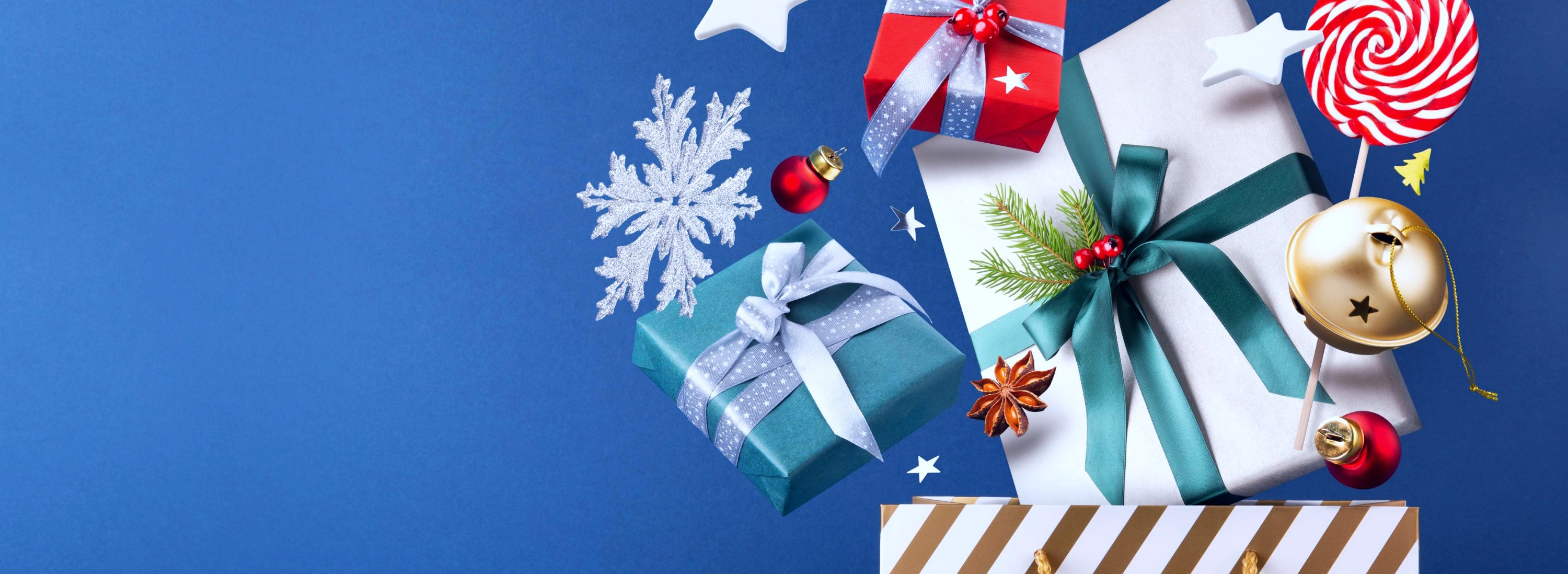 Tips to save money this Christmas